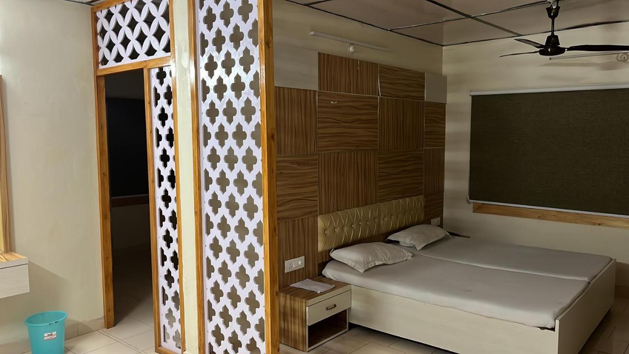 Pops Resort Palampur Bagian luar foto