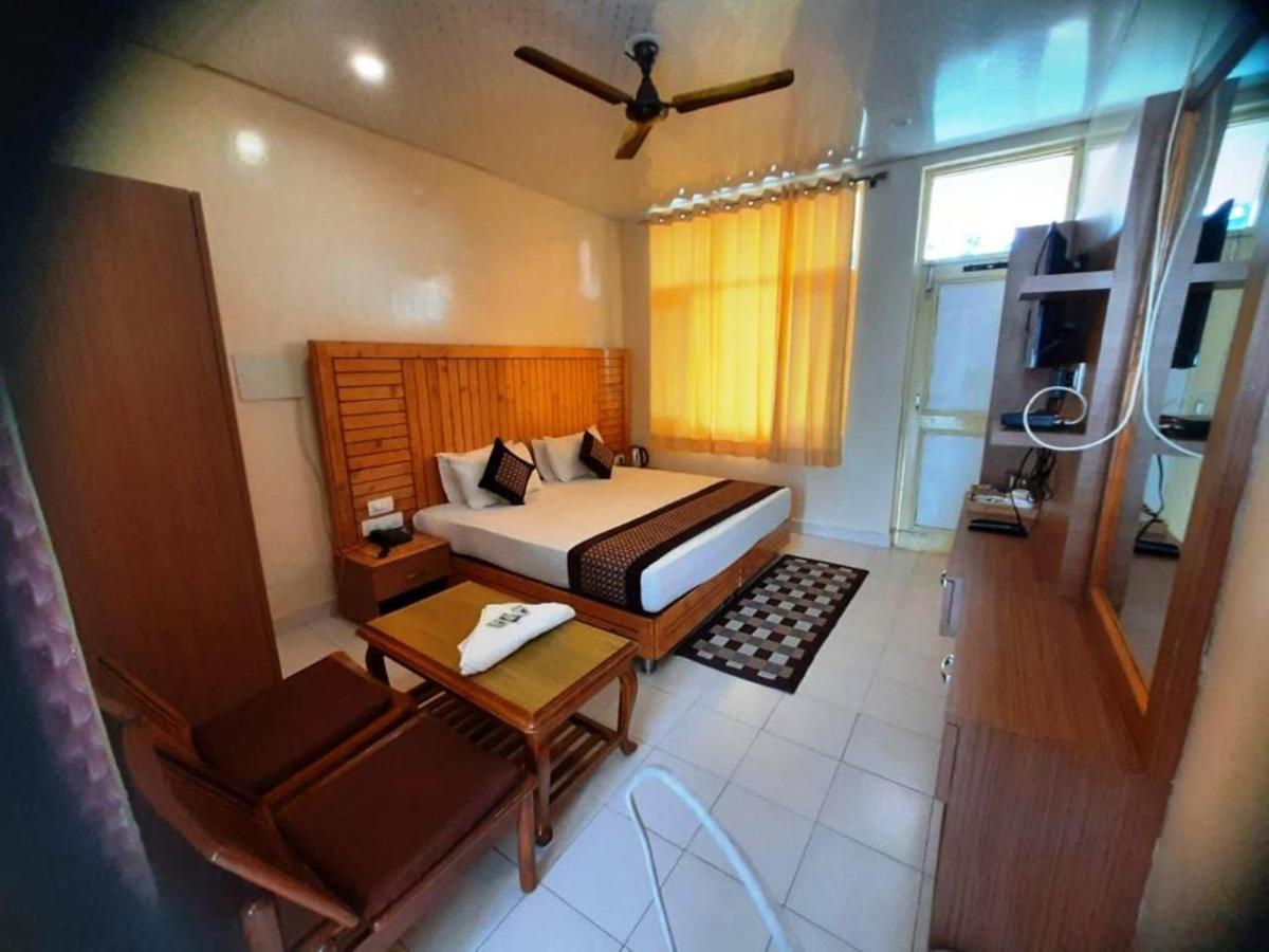 Pops Resort Palampur Bagian luar foto