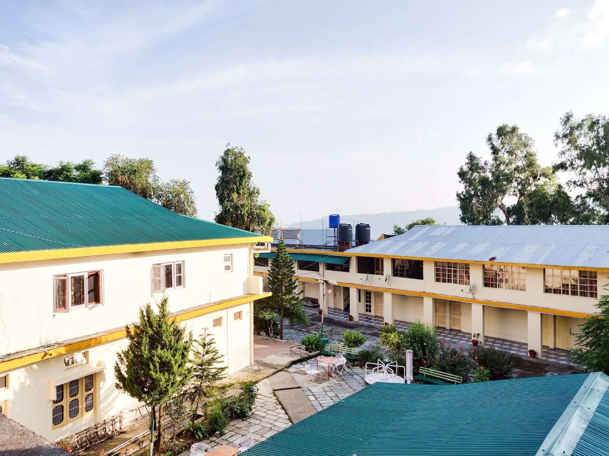Pops Resort Palampur Bagian luar foto